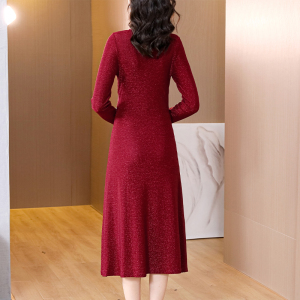 KM22151#高级感酒红色连衣裙女2022年秋冬新款大牌气质修身长款裙子