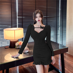 High elastic cotton hollow out long sleeve pleated buttock dress