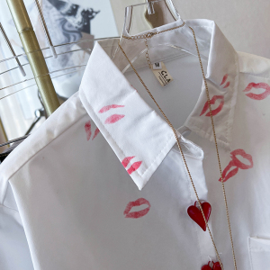 PS50193# 唇印白色衬衫女长袖设计感气质小众百搭别致上衣 服装批发女装直播货源