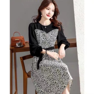 RM5674#新款春季宽松裙子长袖韩版拼接系带连衣裙