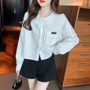 KM24009#秋新款韩系时髦白色金扣娃娃领衬衫宽松设计感长袖上衣女