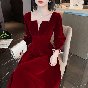 RM23784#敬酒服新娘秋季酒红色丝绒长袖订婚礼服连衣裙结婚答谢宴礼服