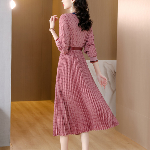 RM4412#高级感大牌格子法式茶歇连衣裙女新款休闲气质V领百褶长裙