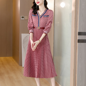 RM4412#高级感大牌格子法式茶歇连衣裙女新款休闲气质V领百褶长裙