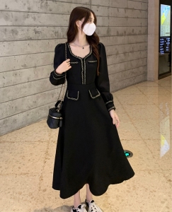 PS60980# 黑色连衣裙女秋装新款方领法式复古显瘦小香风长裙 服装批发女装服饰货源