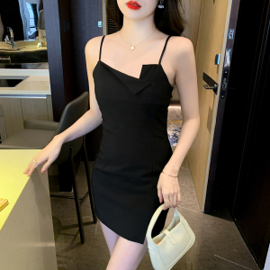 TR30602# 别致甜辣小吊带连衣裙子女新款夏季法式黑色纯欲风气质短裙