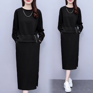 RM2450#大码新款套装女 设计款链条拉链卫衣开叉半身裙两件套