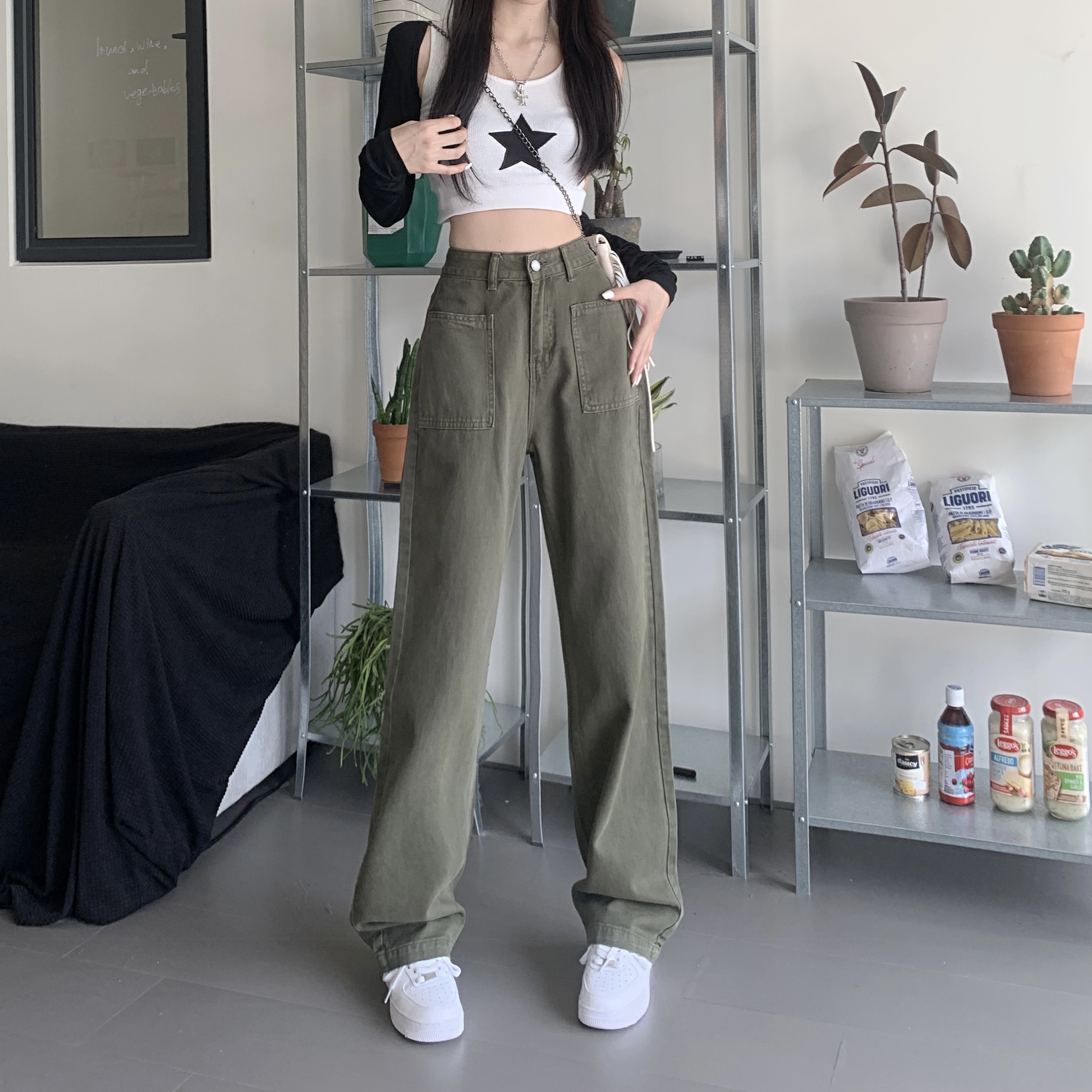 Actual shot of 2024 spring army green jeans for women, high-waisted, loose, slim, straight-leg wide-leg floor-length pants for small people