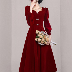 KM24289#法式复古秋季新款轻奢小众高端修身设计简约显瘦气质小红裙晚礼服
