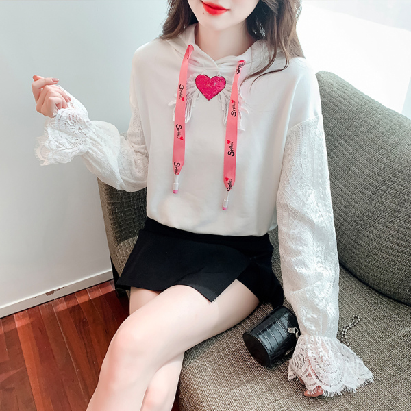 KM24454#秋季女装新款珠片刺绣减龄宽松拼接蕾丝卫衣