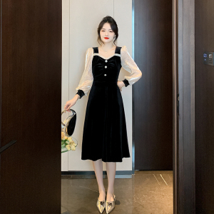 RM2319#新款法式方领蕾丝拼接丝绒中长款赫本风小黑裙