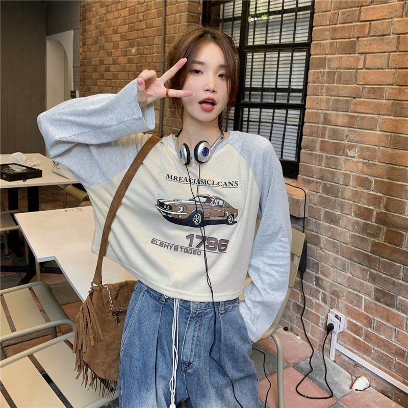 Real shot!  Contrast color design printed long-sleeved T-shirt for women ins retro loose short round neck lazy top
