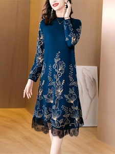 MY3597#浮雕花纹蕾丝洋气显瘦连衣裙设计感