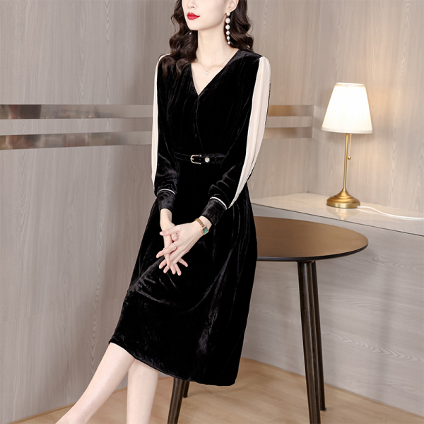RM3266#大牌丝绒连衣裙 高端名媛新款黑色拼接设计感气质收腰裙子