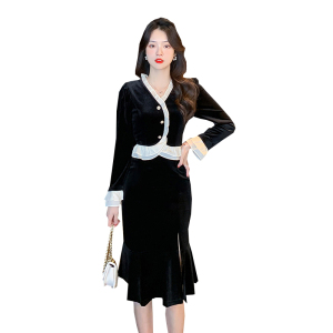 RM23706#新款 V领褶皱花边开衩鱼尾连衣裙丝绒小黑裙
