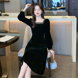 RM22598#大码法式赫本风金丝绒连衣裙女秋冬胖妹妹显瘦遮肚子复古长裙