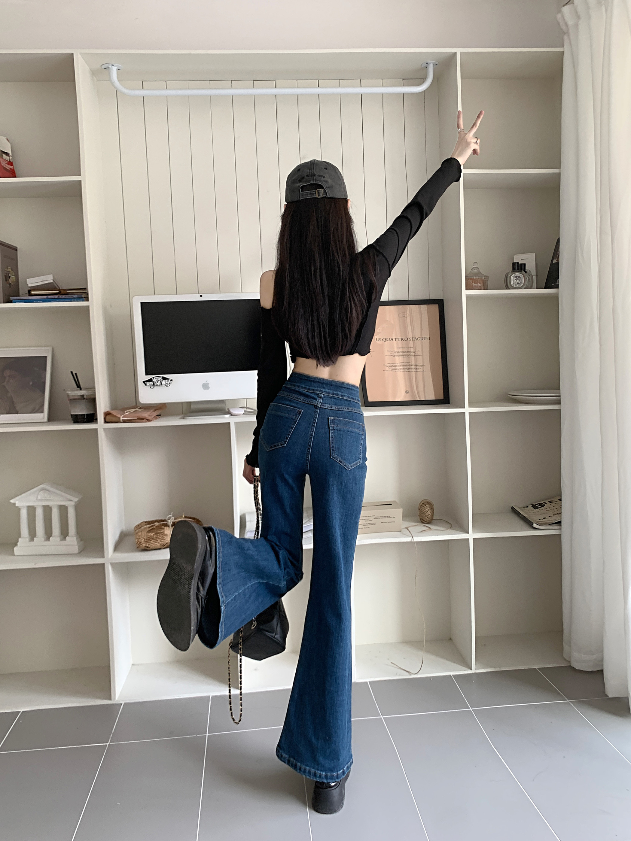 Actual shot of 2024 spring new high street ins trendy dark blue elastic high-waisted slimming jeans for women with wide legs