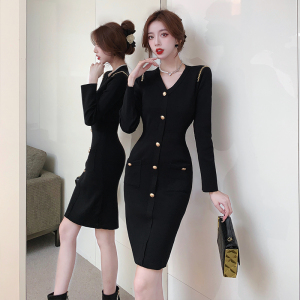 RM311#新款气质v领收腰连衣裙小个子时尚小黑裙女