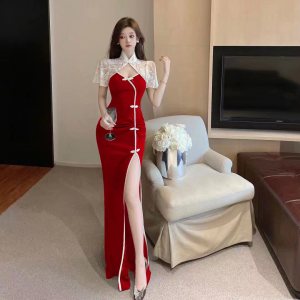 Slim dress with sloping cheongsam