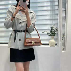 PS62960# 韩国chic秋季长袖针织上衣女 服装批发女装服饰货源