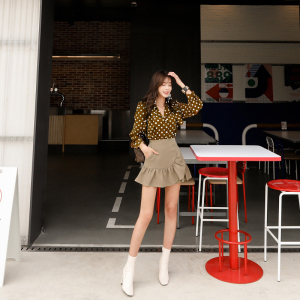 PS59129# 韩版新品修身女波点长袖上衣收腰不规则半身裙两件套装 服装批发女装服饰货源