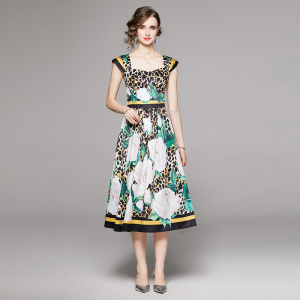 RM11410#欧美时尚收腰显瘦定位印花连衣裙