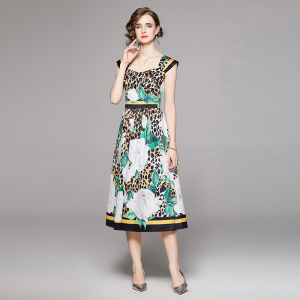 RM11410#欧美时尚收腰显瘦定位印花连衣裙