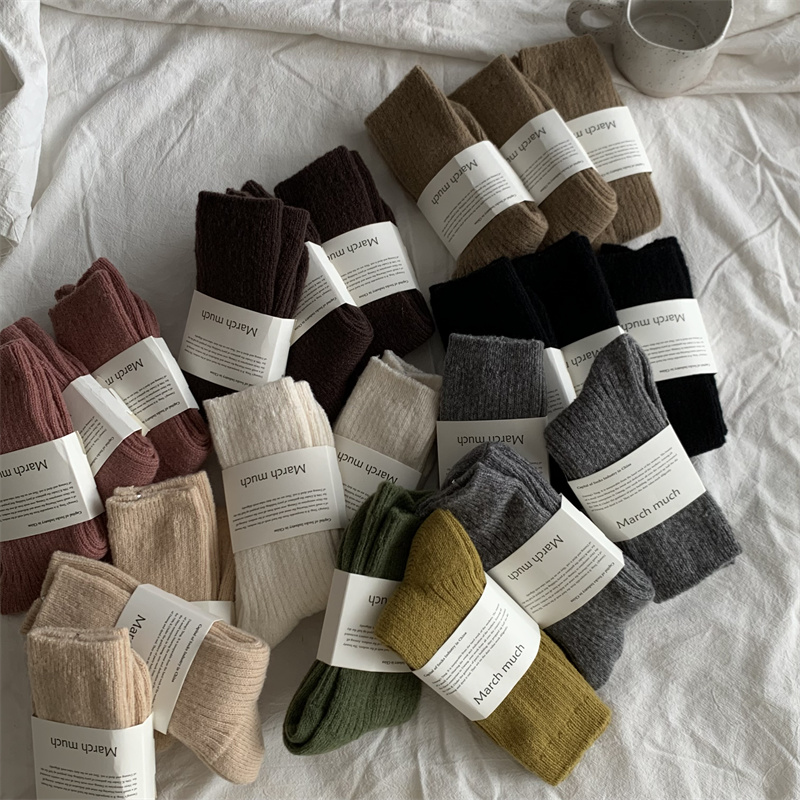 实拍羊毛堆堆袜女中筒袜秋冬日系加厚保暖纯色长袜