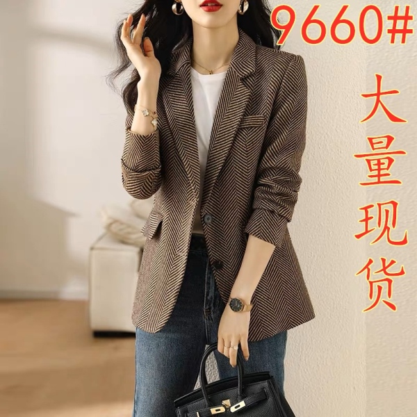 RM1946#咖啡色小西装外套 新款韩版时尚宽松休闲修身收腰气质上衣