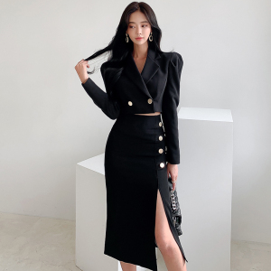 Suit small coat with waistband and split buttock skirt suit