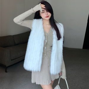 Real shot of 2022 winter new Korean waistcoat Fashion simple imitation fur waistcoat Fox hairy