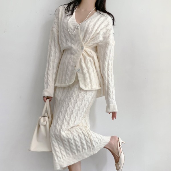 KM29855#韩版chic秋冬季新款麻花针织开衫+中长款半身裙毛衣两件套