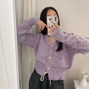 KM29243#韩国chic 温柔气质V领彩色点点设计感宽松长袖针织开衫毛衣