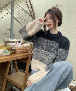 KM29348#新款韩版撞色设计感渐变圆领常规保暖毛衣上衣