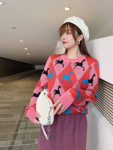KM30083#高级感粉色小马针织衫毛衣女2022冬季新款设计感小众圆领套头上衣