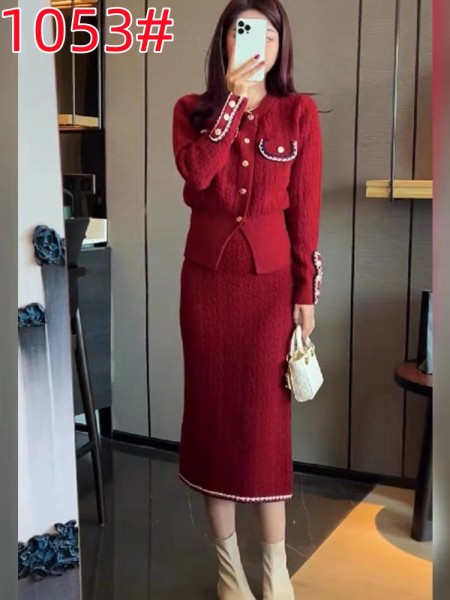 KM30670#茶里茶气冬装搭配一整套小香风过年红色针织开衫半裙两件套装裙...