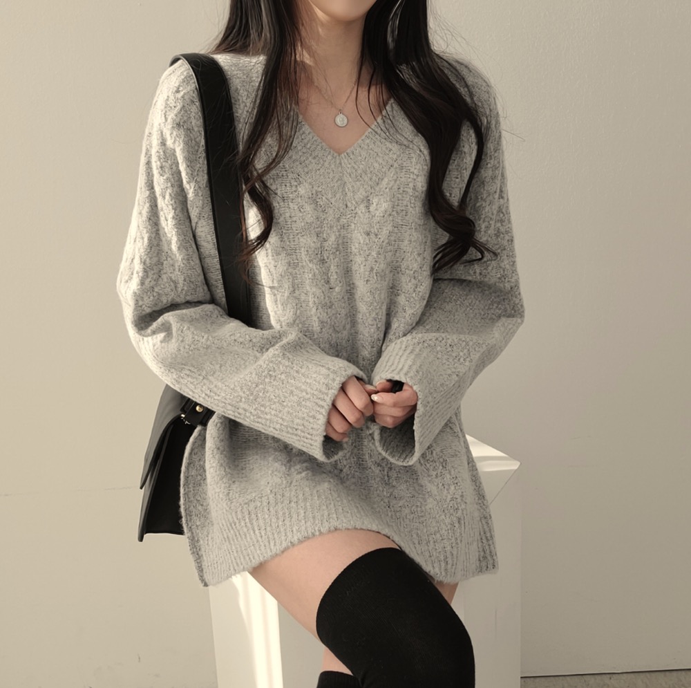 韩国chic麻花v领中长款大码毛衣冬季下体失踪外缝针织裙