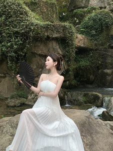 PS21024#  超仙海边雪纺度假白色百褶性感显瘦露背仙女吊带连衣裙