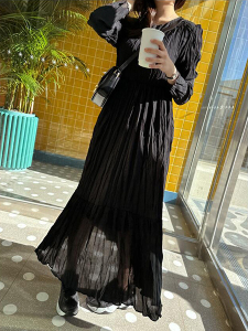 RM1117#新款韩版时尚褶皱长袖连衣裙压折长裙
