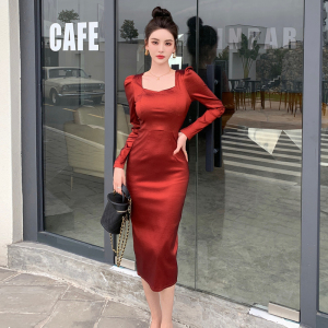 RM773#法式复古轻奢高级感气质名媛红色连衣裙女修身包臀礼服长裙