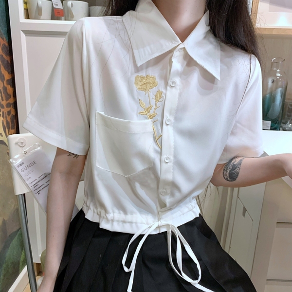 RM691#夏季新款短袖玫瑰花刺绣衬衫女设计感小众短款绑带上衣