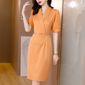 RM15208#法式高级感连衣裙女短袖夏装新款轻熟气质V领修身别致裙子2023