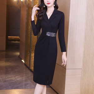 RM8372#连衣裙女2023新款法式高端气质名媛长袖黑色裙子包臀裙早春