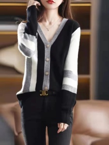RM2006#新款针织羊绒衫女V领拼色外搭长袖毛衣开衫外套纯羊毛衫韩版