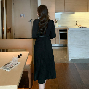 TR12350# 春季新款纯色黑色皮带系带百褶裙经典气质优雅长袖长裙 服装批发女装服饰货源