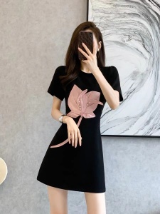 RM10391#郁金香甜美圆领宽松显瘦T恤裙别致设计感黑色连衣裙女装夏季减龄