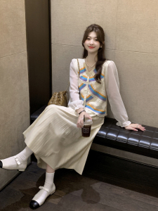 RM1540#夏季新款时尚套装雪纺针织撞色拼接上衣,百褶长裙
