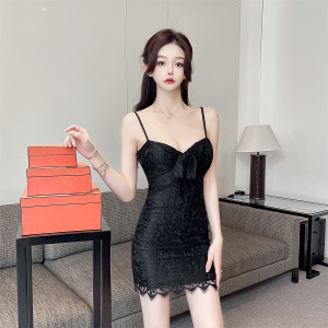 Strap lace one-piece neck 2023 early spring dress