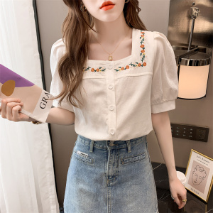 RM18514#夏季新款日系甜美减龄方领显瘦女上衣刺绣花棉衬衫