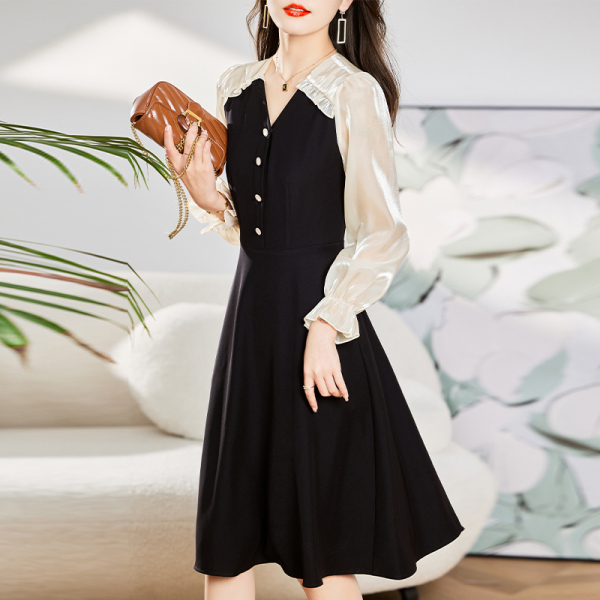 RM5743#法式通勤黑色v领春季新款中长款收腰气质连衣裙